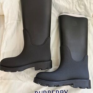 Women’s Burberry Rubber Marsh Calf-Length Rain Boots, Brand Size 37 (US Size 7)